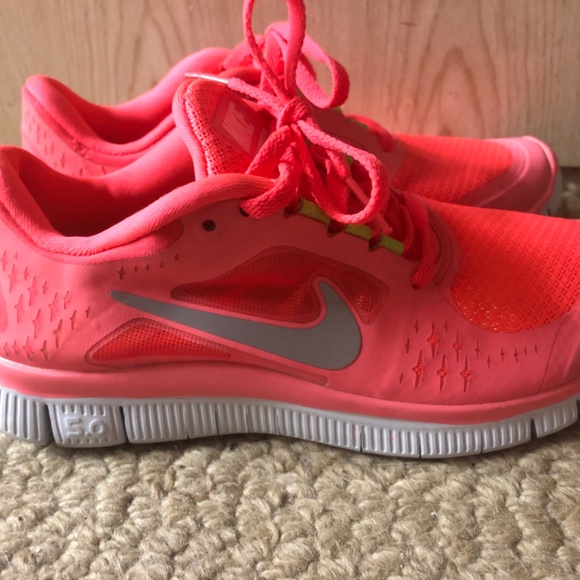 Women’s Nike Free Run Shoes Pink US Size 6.5 - Picture 4 of 8